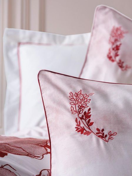Комплект постельного белья ТМ Cotton Box Коллекция Elite Saten "Gules Kirmizi" Евро 50х70 31657 фото
