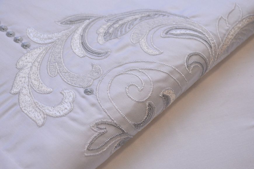 Комплект постільної білизни Issimo Embroidered Satin 200х220 см Voynt Classic 41005 фото