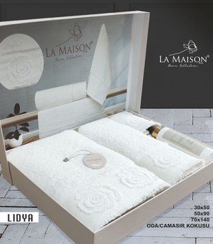 Подарочный набор полотенец La Maison, 3 шт. с ароматом Lidya 30259 фото
